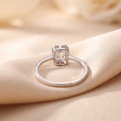 0.6 CT Emerald & Round Halo Ring