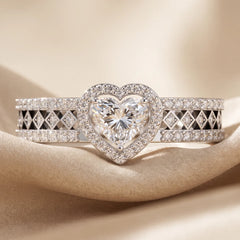 0.9 CT Heart Halo Ring