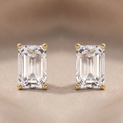 1 CT Emerald Diamond Stud Earrings