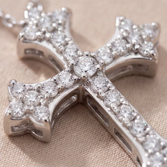 0.42 CT Round Diamond Fleury Cross Pendant