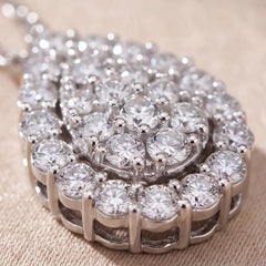 0.93 CT Round Diamond Pear Cluster Chain Necklace