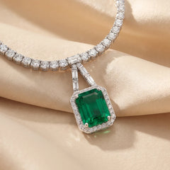 19.05 CT Green Emerald Drop Diamond Necklace