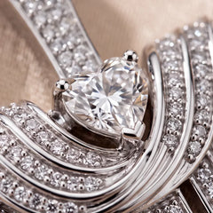 0.91 CT Heart Diamond Draped Cross Chain Necklace