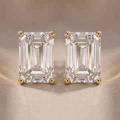 2 CT Emerald Diamond Stud Earrings