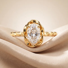 1 CT Oval Diamond Twisted Frame Solitaire Ring