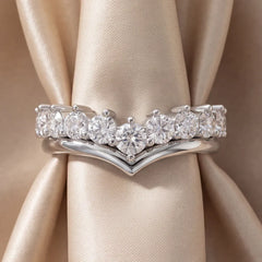 1.40 CT Round Diamond Chevron Crown Ring