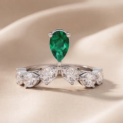 2.25  CT Emerald & Diamond Pear-Shaped Cascading Station Ring