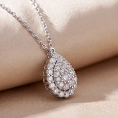 0.93 CT Round Diamond Pear Cluster Chain Necklace