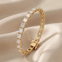 3.85 CT Emerald Diamond Tennis Bracelet
