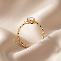 1 CT Oval Diamond Twisted Frame Solitaire Ring