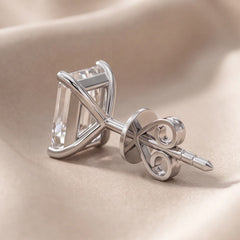 1 CT Emerald Diamond Stud Earrings