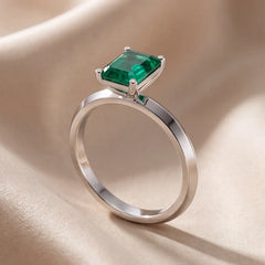 2 CT Emerald-cut Green Emerald Solitaire Ring