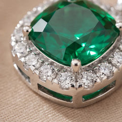 2.80 CT Cushion-cut Emerald Halo Diamond Pendant