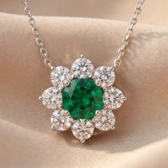 1.55 CT Round-Cut Emerald Pendant