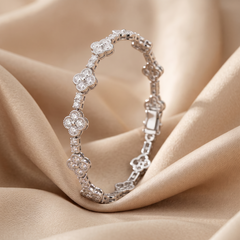 9.54 CT Diamond Clover Station Bracelet