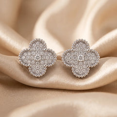 1.02 CT Round Diamond Clover Stud Earrings