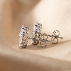 1.20 CT Heart Diamond Clover Studs
