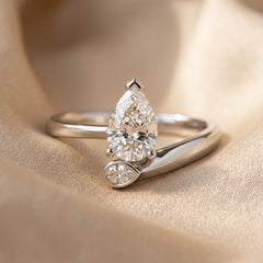 1.07 CT Pear Diamond Bypass Solitaire Ring