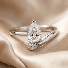 1.07 CT Pear Diamond Bypass Solitaire Ring