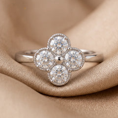 0.80 CT Round Diamond Clover Ring