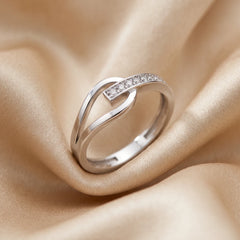 0.15 CT Round Diamond Bypass Loop Ring