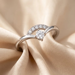 0.23 CT Round Diamond Chevron Ring