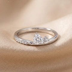 0.57 CT Heart & Round Diamond Ring