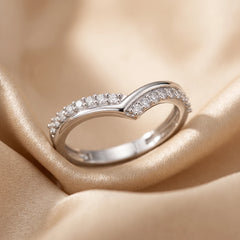 0.28 CT Diamond V Shaped Band Ring