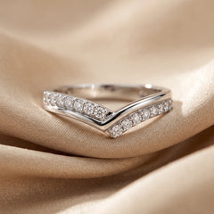 0.28 CT Diamond V Shaped Band Ring