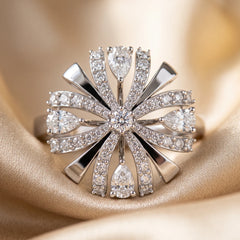 0.67 CT Pear & Round Diamond Starburst Ring