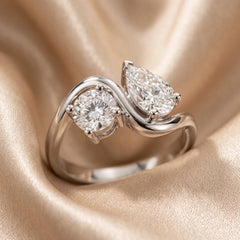 2.50 CT Pear & Round Diamond Toi et Moi Ring