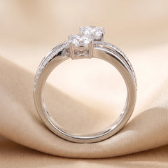 1.16 CT Round Diamond Toi et Moi Bypass Ring