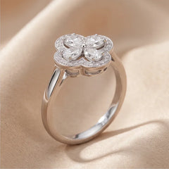 0.6 CT Round-Cut Clover Ring