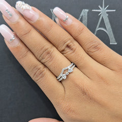 0.85 CT Lab Diamond Ring with Heart and Round Shape Diamonds (Ready for Delivery)