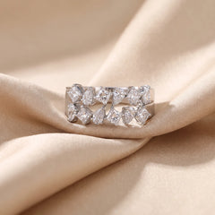 1.45 CT Mixed Shape Cluster Band