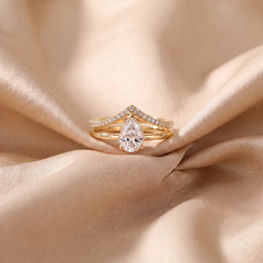 1.27 CT Pear Cut Solitaire Bridal Set