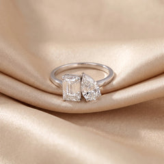 2.63 CT Emerald & Pear Toi et Moi Ring