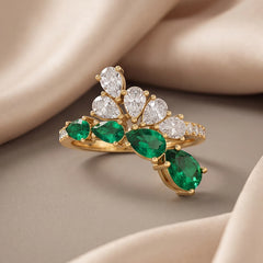 2.03 CT Pear Green Emerald & Diamond Cluster Ring