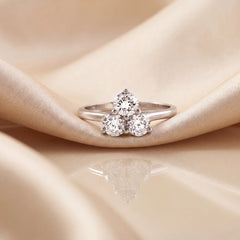 1.02 CT Round Triangle Ring