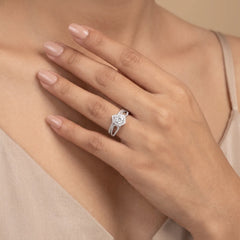 1.02 CT Round Halo Curved V-Chevron Ring Set