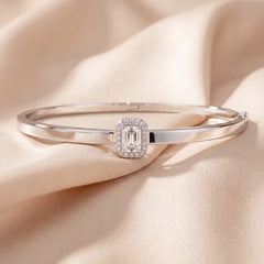 0.6 CT Emerald-Cut Diamond Halo Bangle