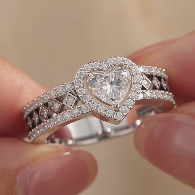 0.9 CT Heart Halo Ring