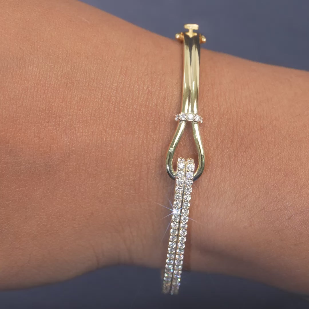 1 CT Pavé Buckle Bangle