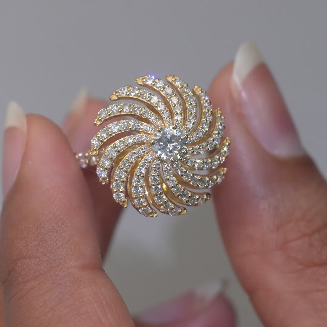 1.48 CT Round Pinwheel Cocktail Ring