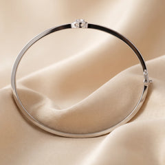 0.6 CT Emerald-Cut Diamond Halo Bangle